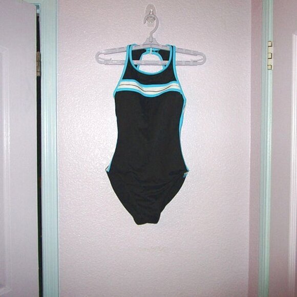 Miraclesuit Other - Miraclesuit Sport One Piece Swimsuit Size 8 High Neck Keyhole Tummy Slimmer Bra